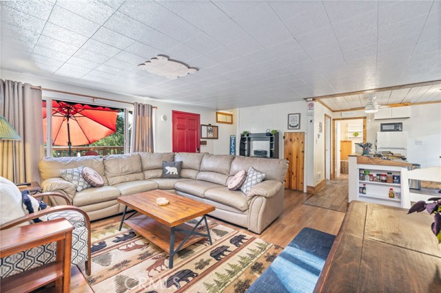 Detail Gallery Image 36 of 48 For 43207 West Sugar Pine Dr, Oakhurst,  CA 93644 - 2 Beds | 1 Baths