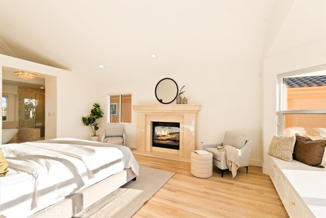 Image 23 of 43 For 23108 Los Codona Avenue