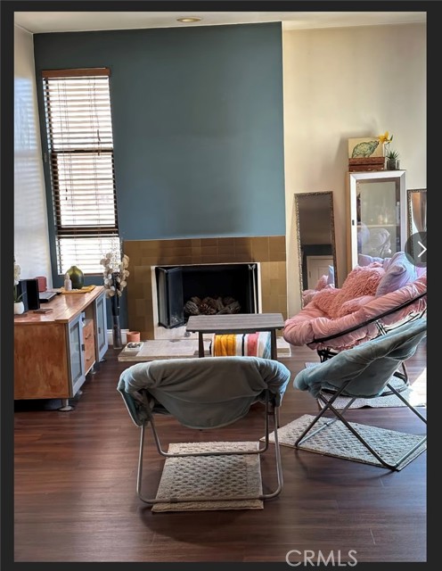 Detail Gallery Image 4 of 9 For 6938 Laurel Canyon #310,  Los Angeles,  CA 91605 - 2 Beds | 2 Baths