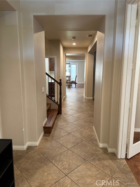 Detail Gallery Image 2 of 13 For 11743 Randolph Ct, Loma Linda,  CA 92354 - 4 Beds | 3 Baths