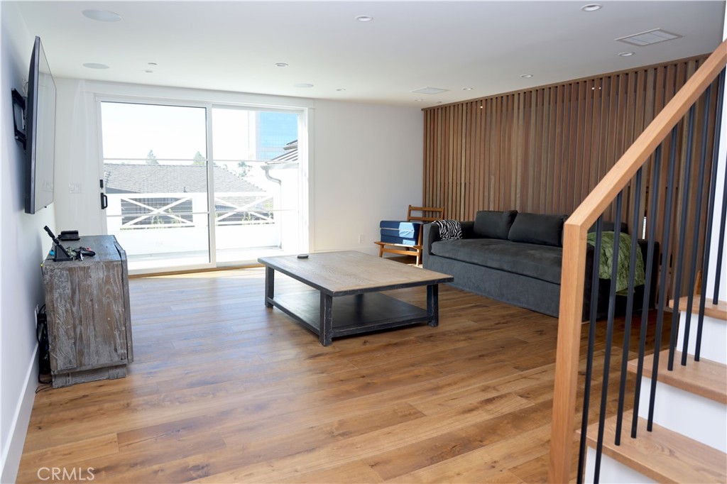 MLS #NP25232995 image #26