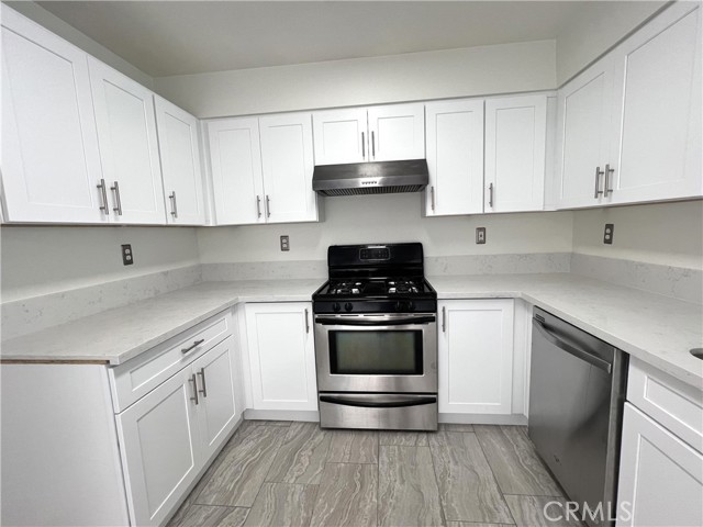 Front Image Thumbnail for CRPW26009656