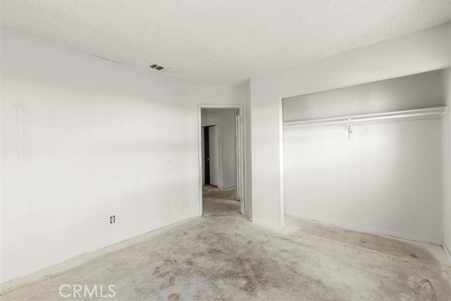 Detail Gallery Image 29 of 37 For 13511 Mountain Drive, Hesperia,  CA 92344 - 4 Beds | 2 Baths