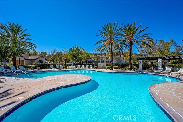 Detail Gallery Image 61 of 75 For 6 Edgartown St, Ladera Ranch,  CA 92694 - 3 Beds | 2/1 Baths