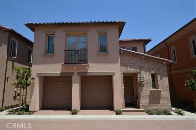 51 Lupari, Irvine CA: https://media.crmls.org/medias/88b86d8d-4200-49c0-bfbf-c529719b68ac.jpg