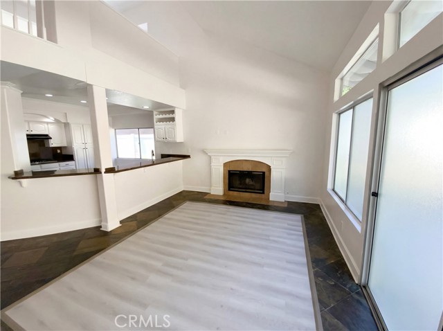 Detail Gallery Image 3 of 42 For 3303 Deaver, Corona,  CA 92882 - 3 Beds | 3 Baths