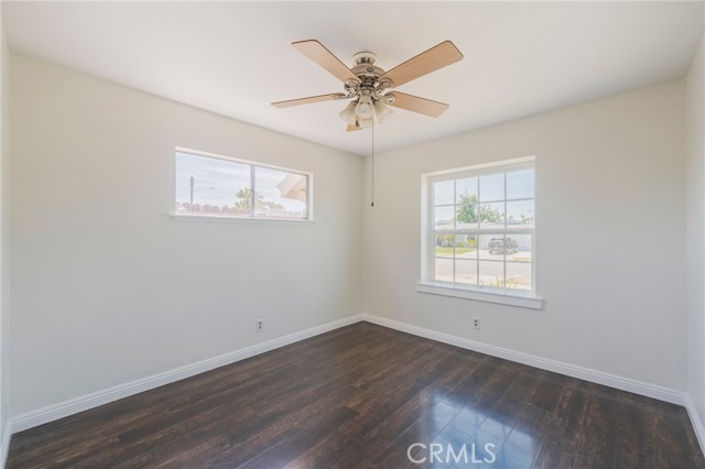 Detail Gallery Image 26 of 37 For 2127 W Sunrise Ave, Anaheim,  CA 92801 - 3 Beds | 1/1 Baths