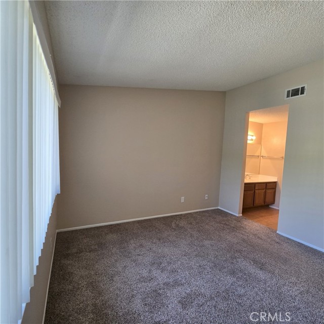Detail Gallery Image 13 of 29 For 951 Inn Keeper Ln #D,  Corona,  CA 92881 - 3 Beds | 2/1 Baths