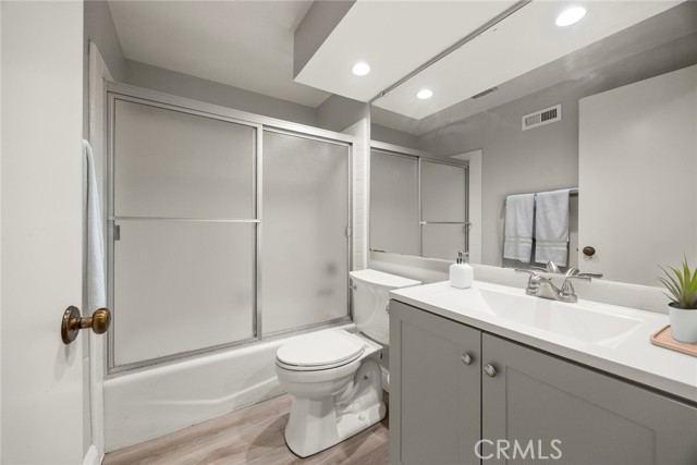 Detail Gallery Image 25 of 38 For 21144 via Alisa, Yorba Linda,  CA 92887 - 4 Beds | 2/1 Baths