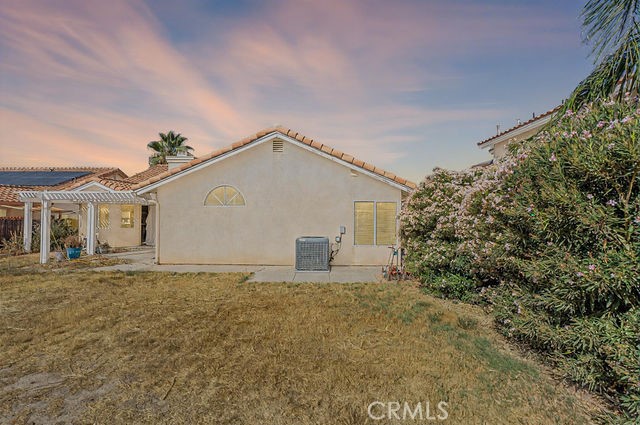 2121 Begonia Court, Hemet CA: https://media.crmls.org/medias/88b932d7-0f7c-4129-99bd-8aff833d9436.jpg