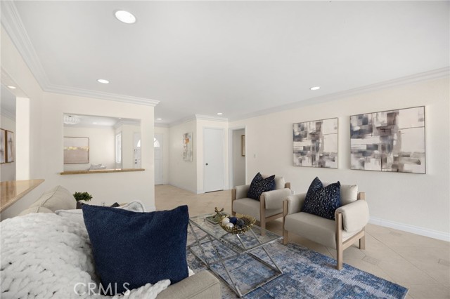 Detail Gallery Image 11 of 47 For 6781 Bridgewater, Huntington Beach,  CA 92647 - 4 Beds | 2 Baths