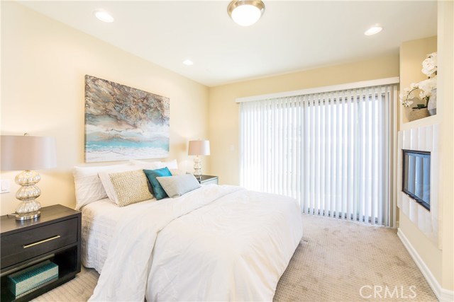 206 Calle Miramar, Redondo Beach, California 90277, 4 Bedrooms Bedrooms, ,3 BathroomsBathrooms,Residential,Sold,Calle Miramar,SB17021229