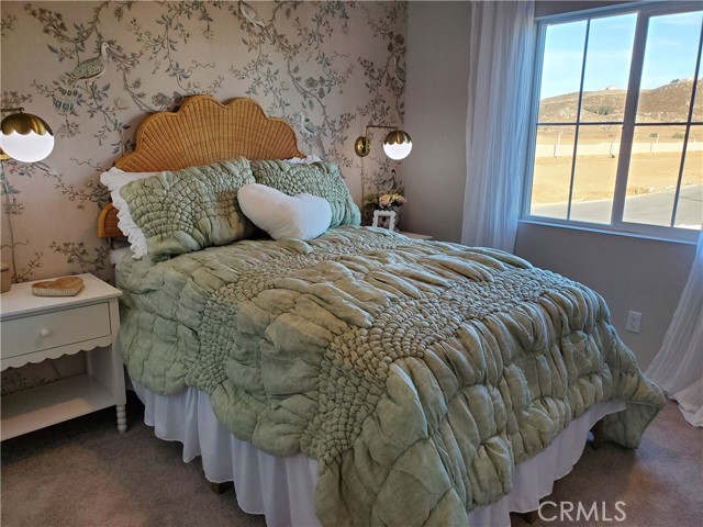 31390 Autumn Blaze Drive, Winchester CA: https://media.crmls.org/medias/88bac9eb-d1f7-493d-ba31-3076d316e7f9.jpg