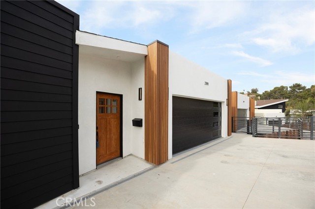 Detail Gallery Image 32 of 32 For 2391 Yorkshire Dr, Los Angeles,  CA 90065 - 3 Beds | 2/1 Baths