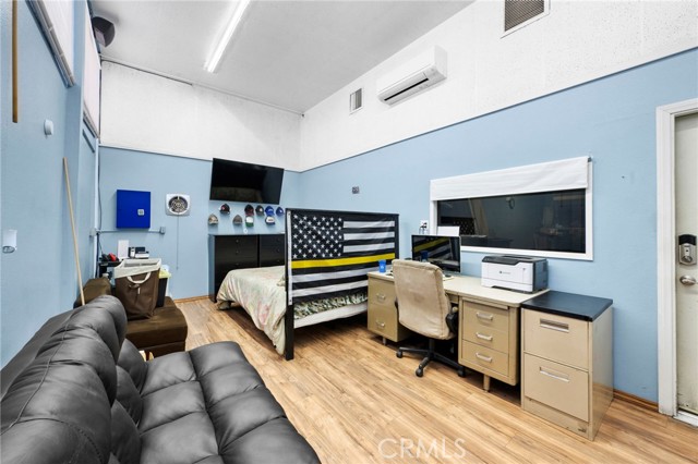 Image 19 of 54 For 1033 3rd Street