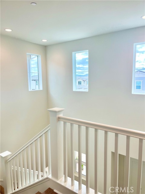 Detail Gallery Image 9 of 17 For 10895 Carlos St, Ventura,  CA 93004 - 3 Beds | 2/1 Baths