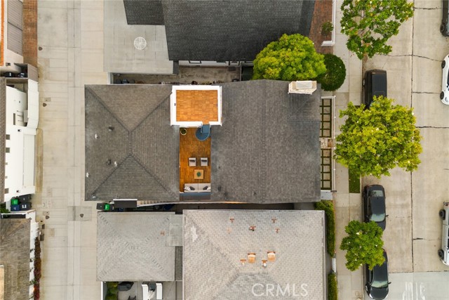 1585 Miramar Drive, Newport Beach CA: https://media.crmls.org/medias/88bb72fe-fd1d-4f06-8e37-485606a9050c.jpg