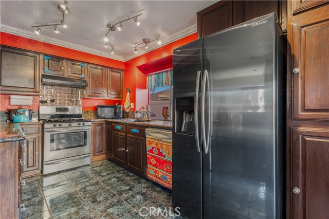 Detail Gallery Image 14 of 33 For 16470 Havenwood Rd, Moreno Valley,  CA 92551 - 3 Beds | 2/1 Baths