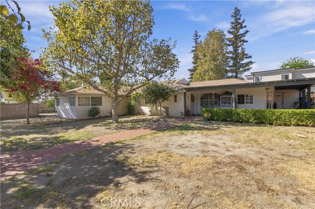 8633 Zelzah photo 36