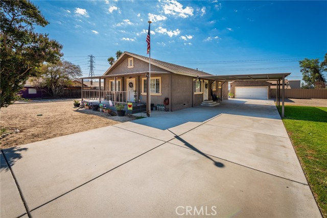 19585 Jurupa Avenue, Bloomington CA: https://media.crmls.org/medias/88bc5e85-d709-418e-a573-21324ff2262a.jpg