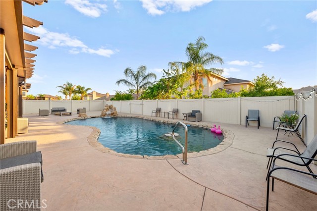 242 Lipizzan Drive, San Jacinto CA: https://media.crmls.org/medias/88bd2558-689e-4c87-90d0-ddc810402d4e.jpg
