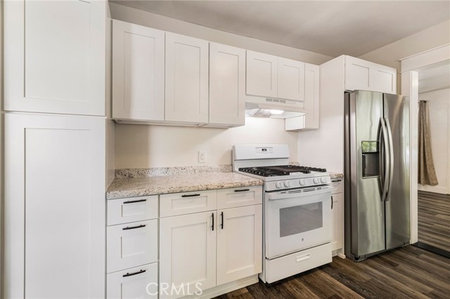 1617 Hemlock Street, Chico CA: https://media.crmls.org/medias/88bd41cf-0386-4b4c-bda9-96be8e61fe9a.jpg