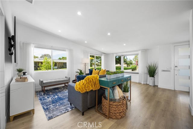 Detail Gallery Image 11 of 59 For 1360 Pelham Rd 69g,  Seal Beach,  CA 90740 - 2 Beds | 1/1 Baths