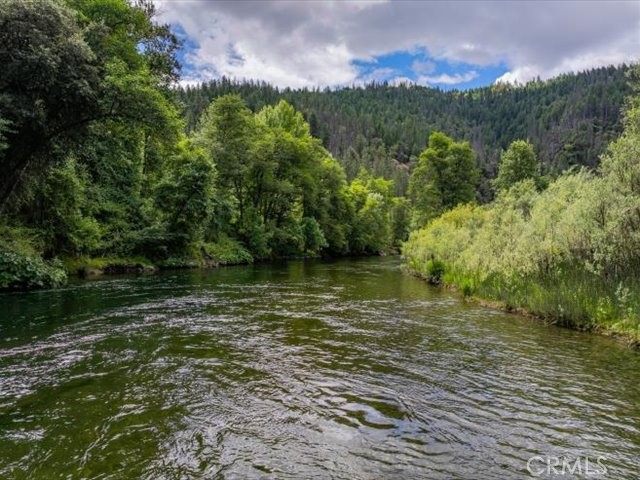 https://media.crmls.org/medias/88be3971-ba44-4e66-95cc-4ba5543afadf.jpg?preset=X-Large