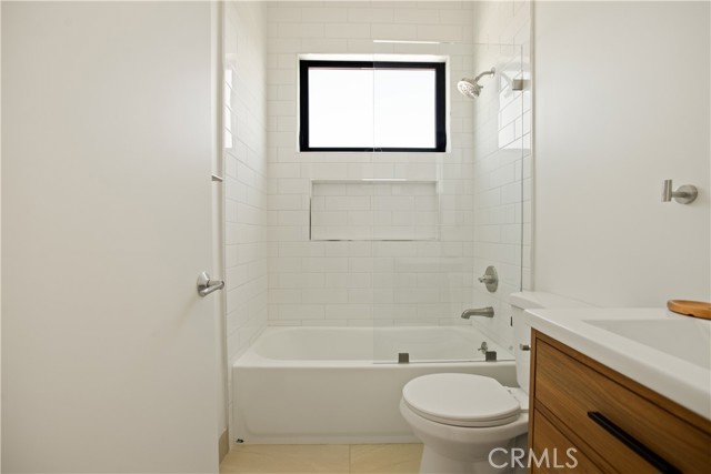 Detail Gallery Image 35 of 39 For 2671 1/2 Benedict, Los Angeles,  CA 90039 - 3 Beds | 3 Baths