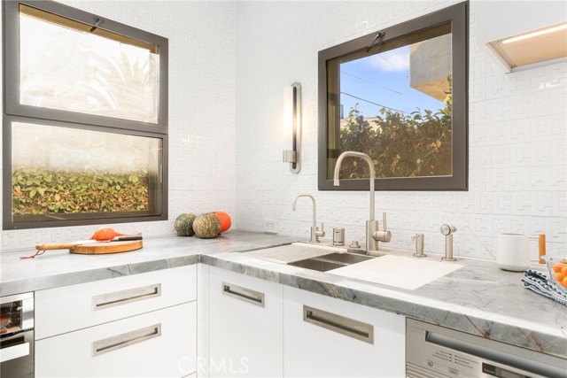 Detail Gallery Image 16 of 25 For 1012 1/2 Euclid St, Santa Monica,  CA 90403 - 1 Beds | 1 Baths