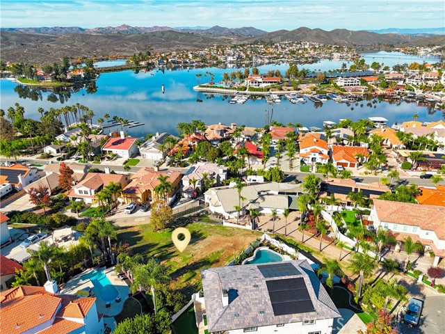 Detail Gallery Image 4 of 60 For 22306 Pin Tail Dr, Canyon Lake,  CA 92587 - – Beds | – Baths