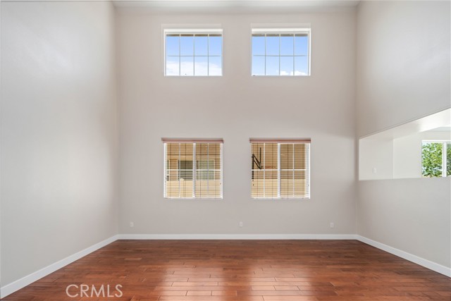 Detail Gallery Image 9 of 53 For 2207 Cork Oak St, Palmdale,  CA 93551 - 5 Beds | 4 Baths
