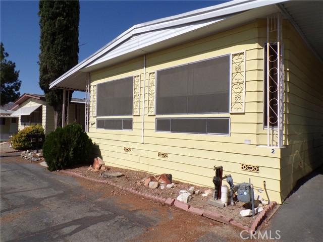 Detail Gallery Image 1 of 1 For 55524 Yucca Trl #2,  Yucca Valley,  CA 92284 - 2 Beds | 2 Baths