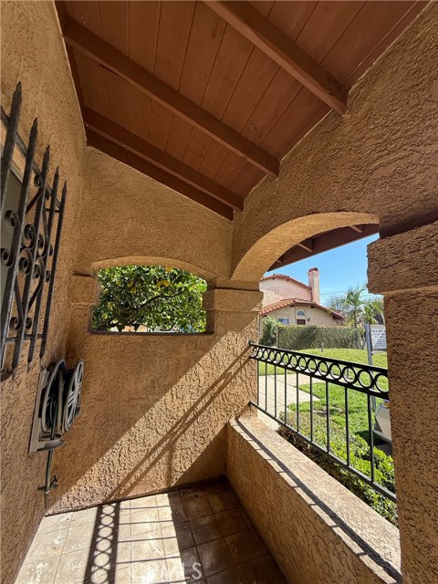 Detail Gallery Image 4 of 20 For 12121 Ramona, El Monte,  CA 91732 - 3 Beds | 3 Baths