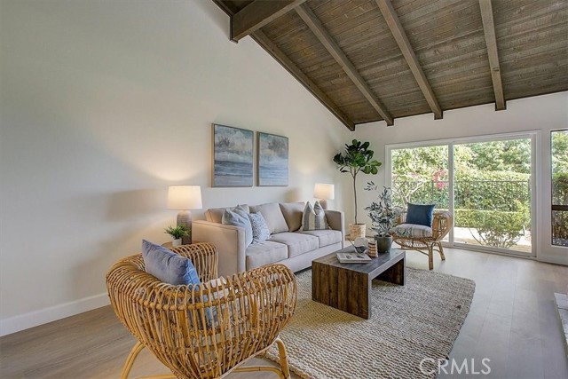 Detail Gallery Image 6 of 32 For 24086 Avenida Corona #34,  Dana Point,  CA 92629 - 4 Beds | 2/1 Baths