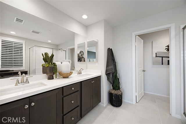 29227 Opal Skye Way, Winchester CA: https://media.crmls.org/medias/88c3f266-e66a-4c45-b1e3-e3ad0bf4cfad.jpg