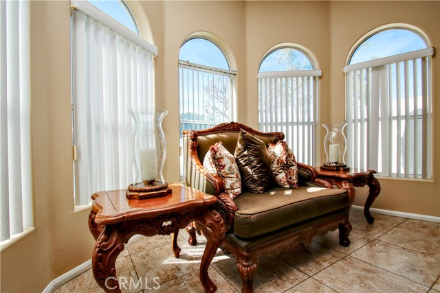 Detail Gallery Image 10 of 52 For 31540 Avenida Del Padre, Cathedral City,  CA 92234 - 4 Beds | 2/1 Baths