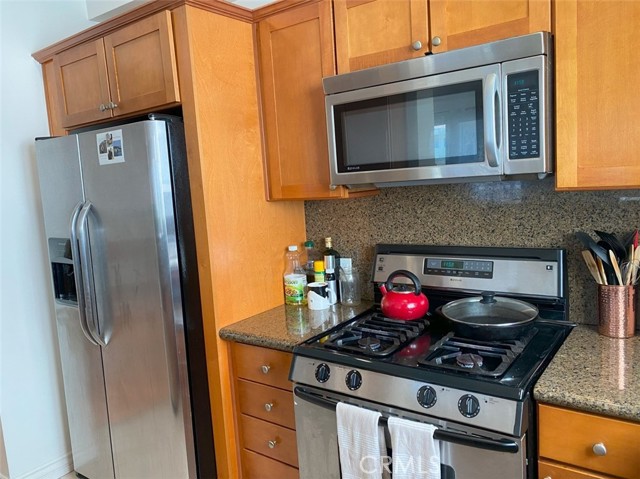 Detail Gallery Image 11 of 32 For 1241 S Westgate Ave #202,  Los Angeles,  CA 90025 - 3 Beds | 2/1 Baths