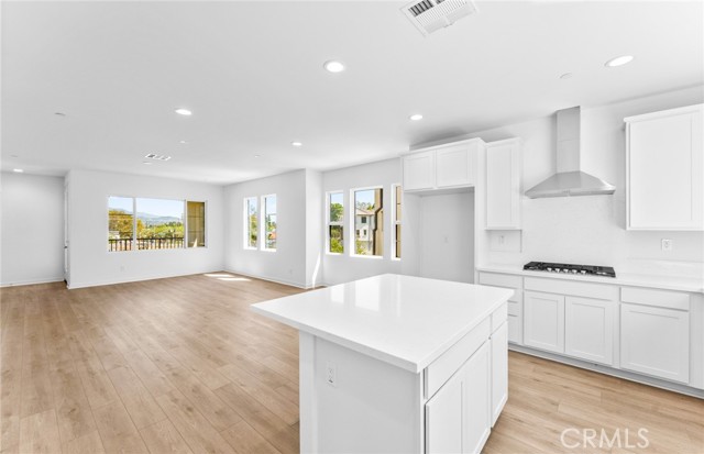 4 Bed Home for Sale in Burbank, California