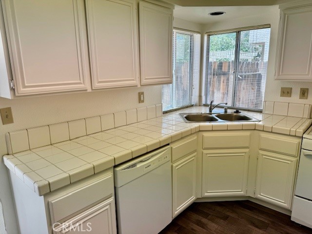 37733 Harvey Street, Palmdale CA: https://media.crmls.org/medias/88c5745b-1e0e-4acc-9a7e-77ab977a1dde.jpg