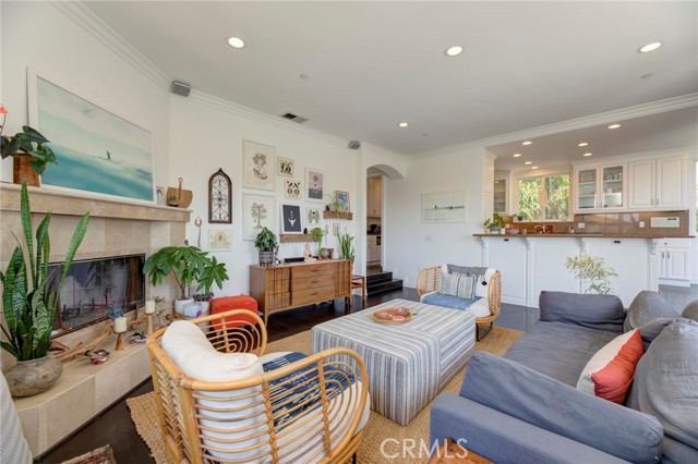 Detail Gallery Image 48 of 75 For 700 Avenue C, Redondo Beach,  CA 90277 - 5 Beds | 5/1 Baths