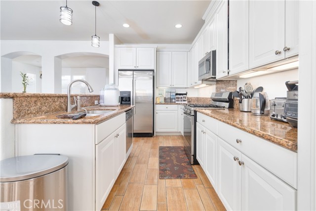 Detail Gallery Image 18 of 34 For 6654 N Ofelia, San Bernardino,  CA 92407 - 4 Beds | 2 Baths