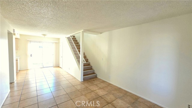 Detail Gallery Image 2 of 18 For 937 E Deodar St #7,  Ontario,  CA 91764 - 2 Beds | 2 Baths