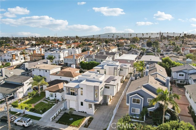 Detail Gallery Image 45 of 50 For 1914 Belmont Ln #B,  Redondo Beach,  CA 90278 - 4 Beds | 3/1 Baths