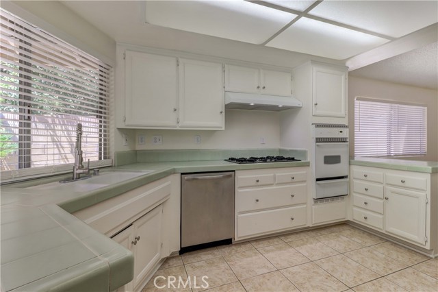 Image 7 of 47 For 2510 Alona Street
