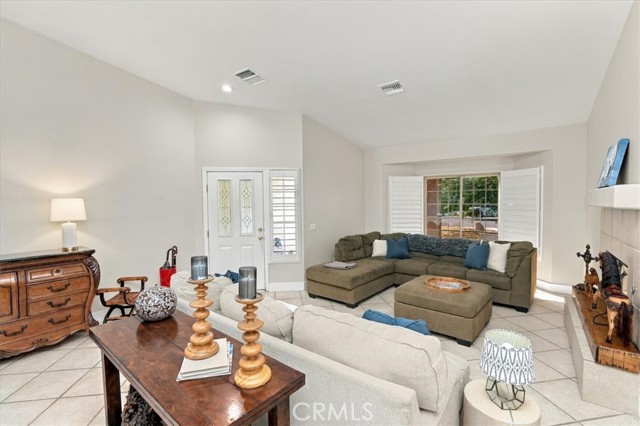 74098 Scholar E, Palm Desert, CA 92211