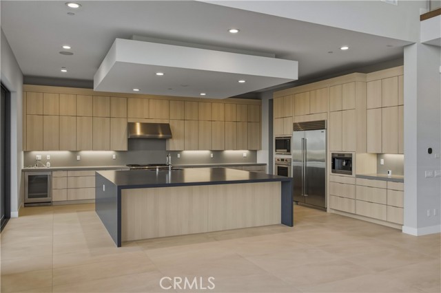 Image 11 of 42 For 11800 Hillsborough