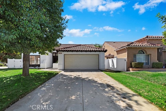 Detail Gallery Image 4 of 46 For 25627 Camino Castillo, Moreno Valley,  CA 92551 - 3 Beds | 2 Baths