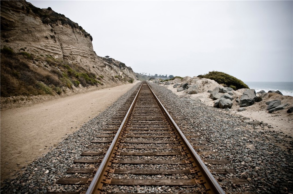 MLS #OC25253150 image #34