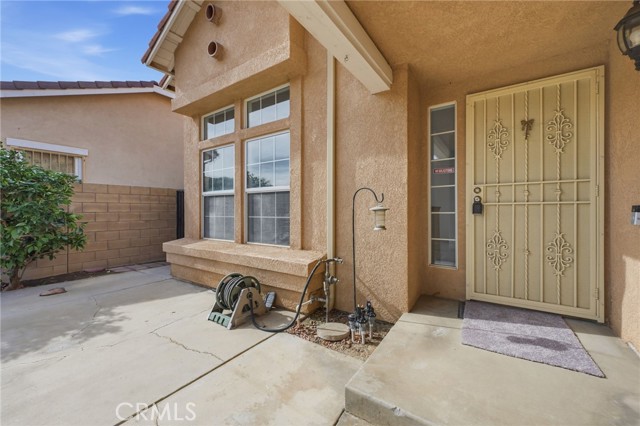 Detail Gallery Image 3 of 40 For 2039 Bayou Ct, Hemet,  CA 92545 - 4 Beds | 2/1 Baths